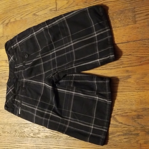 Rusty Shorts - Picture 5 of 7